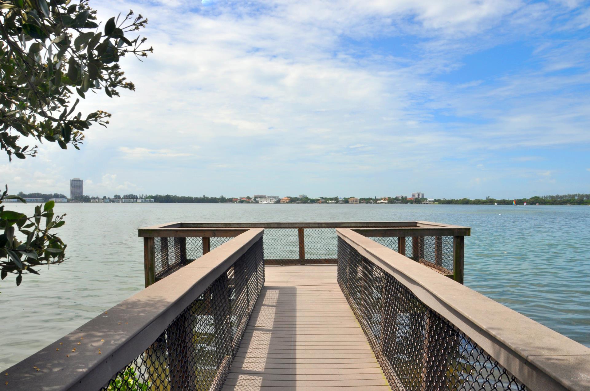 Sarasota Bay Walk peir